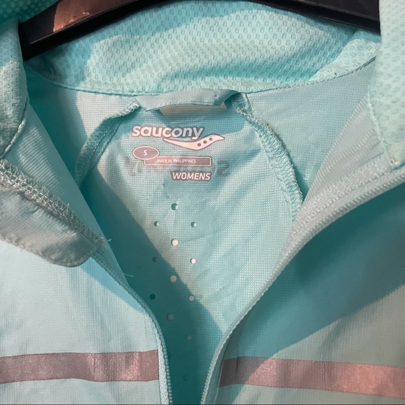 Saucony Windbreaker Running Jacket - Picture 3 of 3